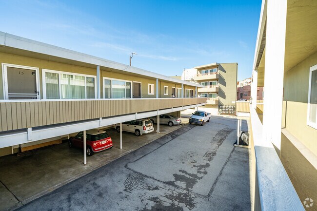 TROUSDALE Parking