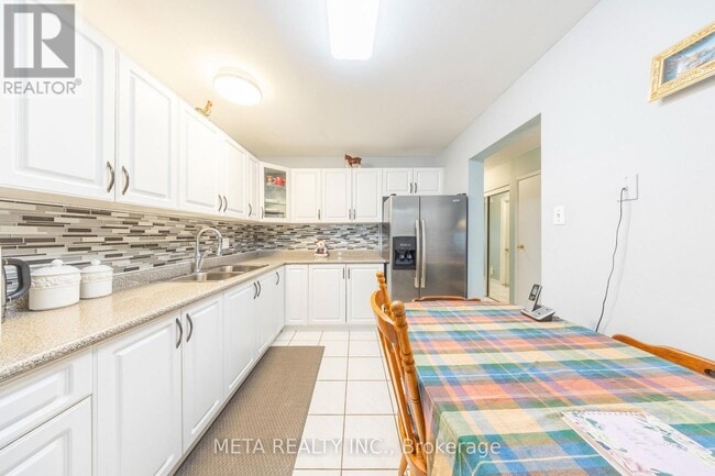 Photo - 71 Grenbeck Dr