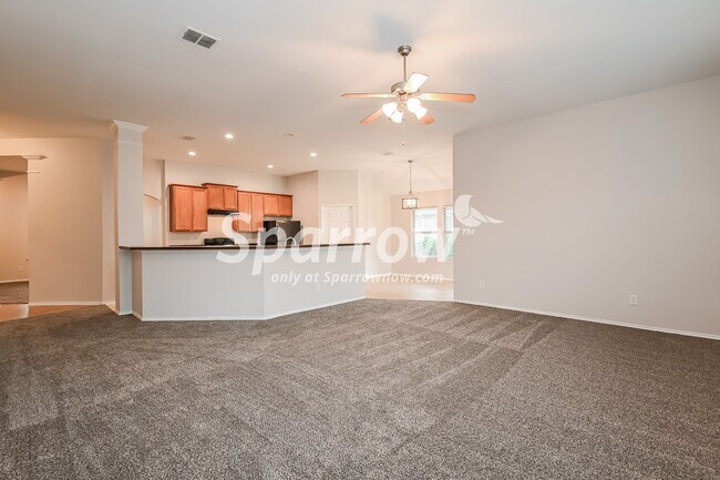Photo - 1007 Spofford Drive