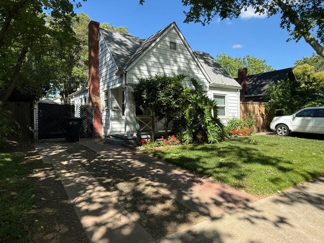 Photo - Cozy 2 bed 1 bath available now!