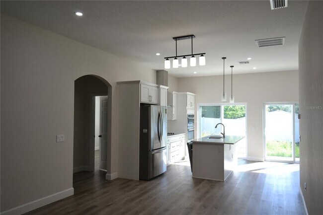 Photo - 6474 Taylor Ct