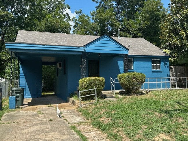 Building Photo - 1583 Castalia St Rental
