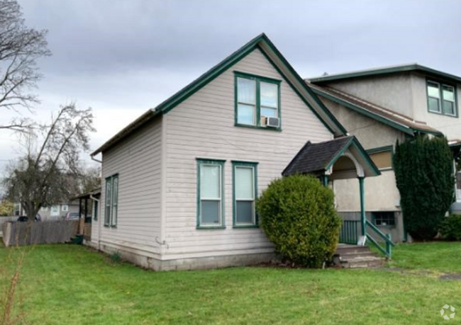 Building Photo - 3 Bedroom Home for Rent, Pre-Lease Today!