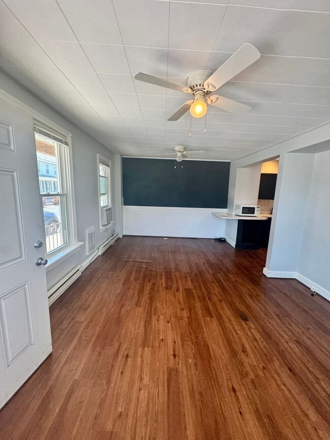 201 W Water St Unit 201