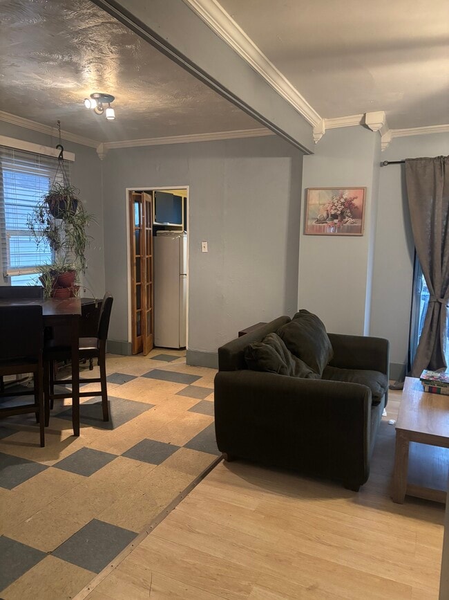 Photo - 28 Beltzhoover Ave Unit Perfect for student