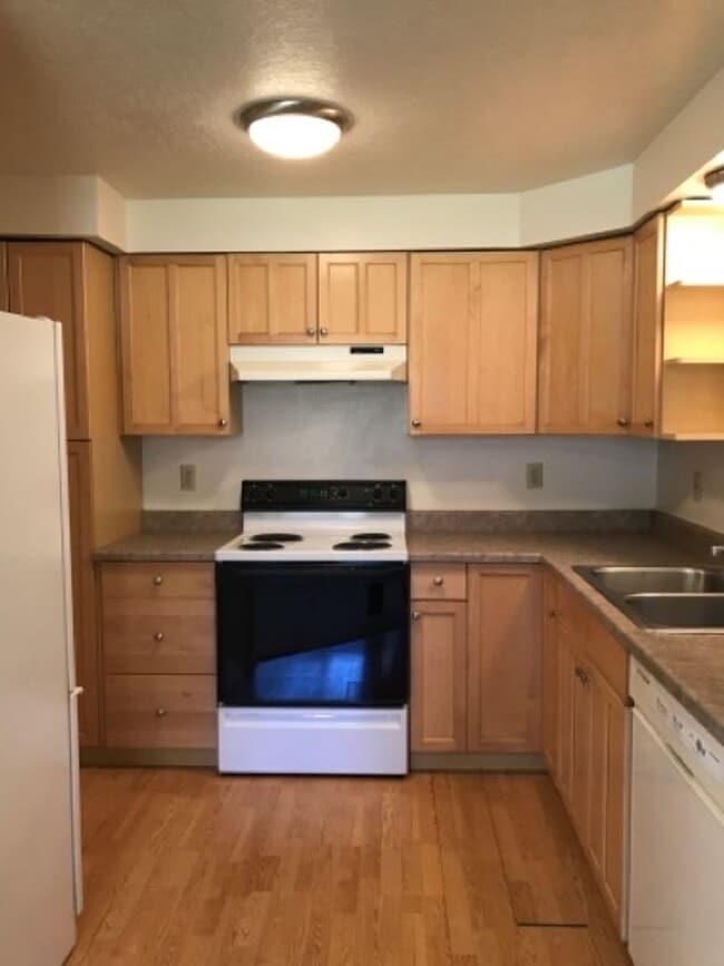 Photo - 767 Meadows Dr Unidad 1