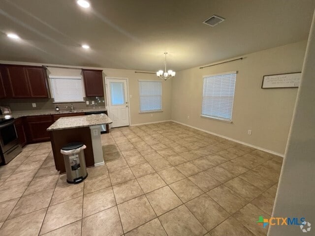 Building Photo - 114 Ken Dr Rental
