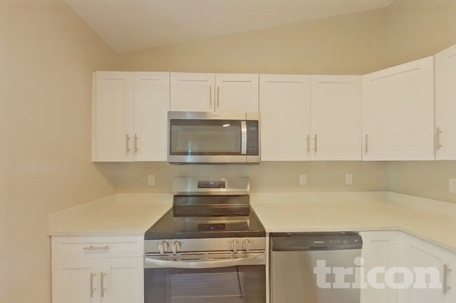 Photo - 1379 High Plains Dr W