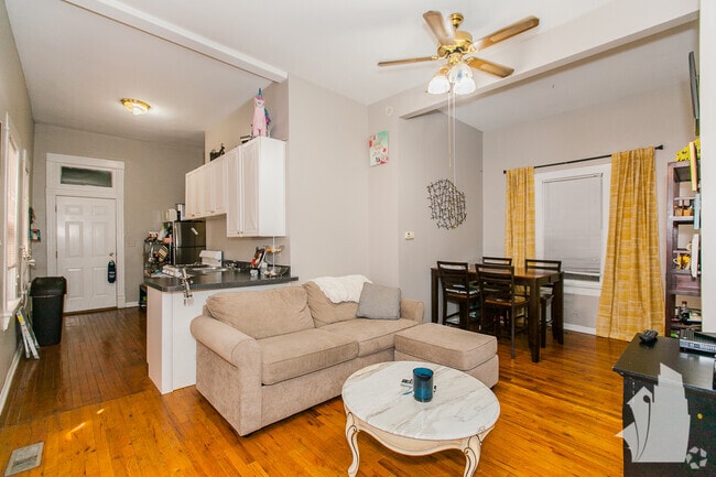 Building Photo - 1016 W Fry St Unit 1R Rental