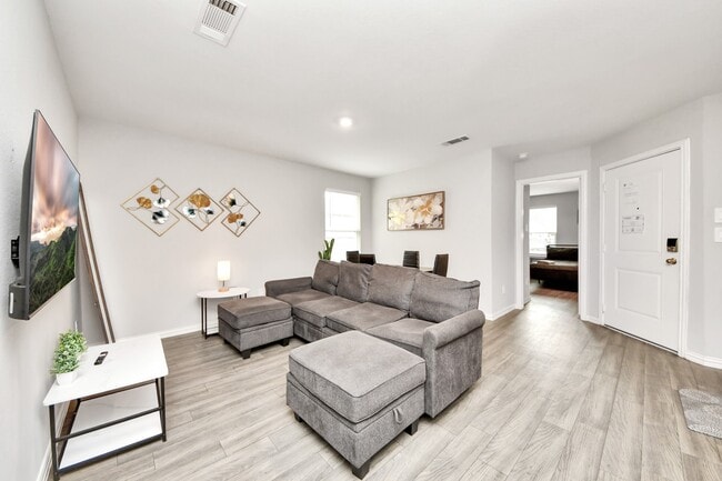 Photo - 9027 Madera Rd