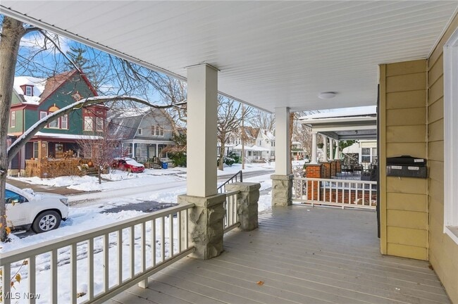 Photo - 1323 W 89th St Unit 1