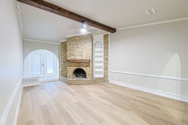 Short Term Lease Available