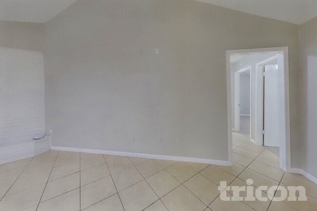 Photo - 19030 Jodywood Dr