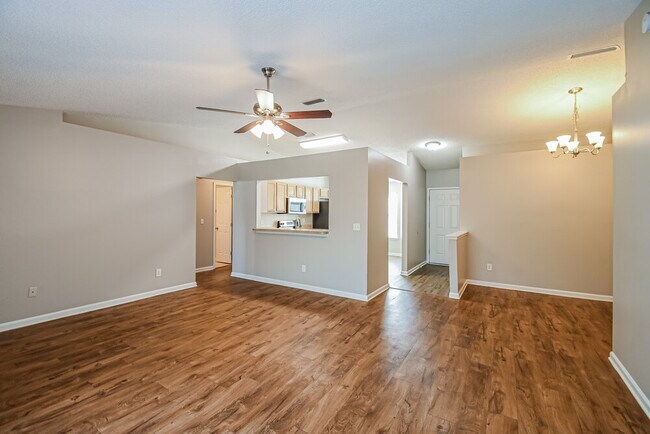 Photo - 1603 Twin Oak Ln