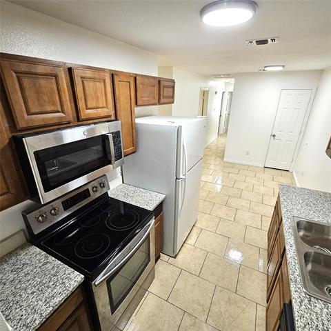 Building Photo - 1810 Wiseman Ave