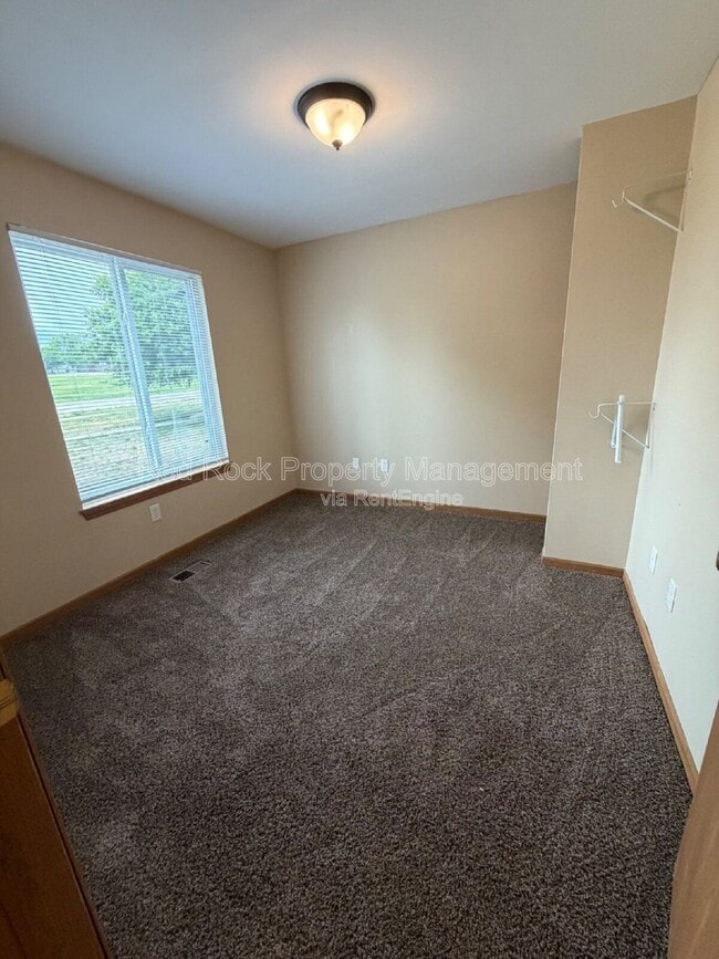 Photo - 1931 Dupont Dr Unit 103