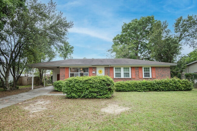 Photo - 3831 Forest Glen Dr