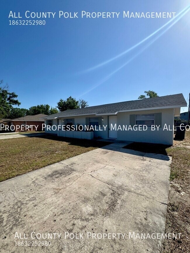 Photo - 422 Ellerbe Way