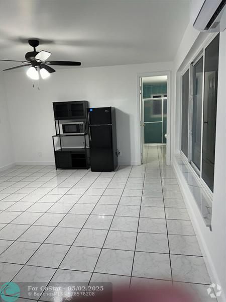 Building Photo - 1924 N 58th Way Rental