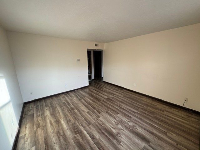 Building Photo - 705 W Washington Ave Unit 6