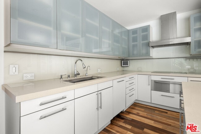 Photo - 731 Greentree Rd