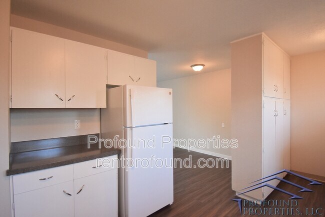 Photo - 742 SE 13th Ave