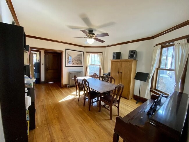 Photo - 4738 N Karlov Ave Unit 2