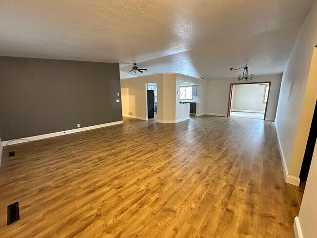 Photo - Lovely 3 Bedroom 2 Bath home in great location
