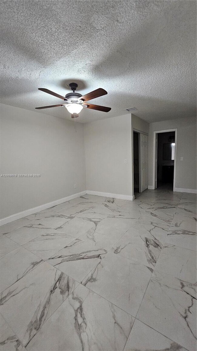 Photo - 1953 Players Pl