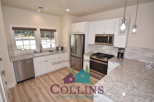 Photo - 215 Pello Ln