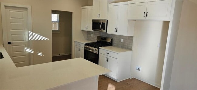 Photo - 3758 Tranquility St