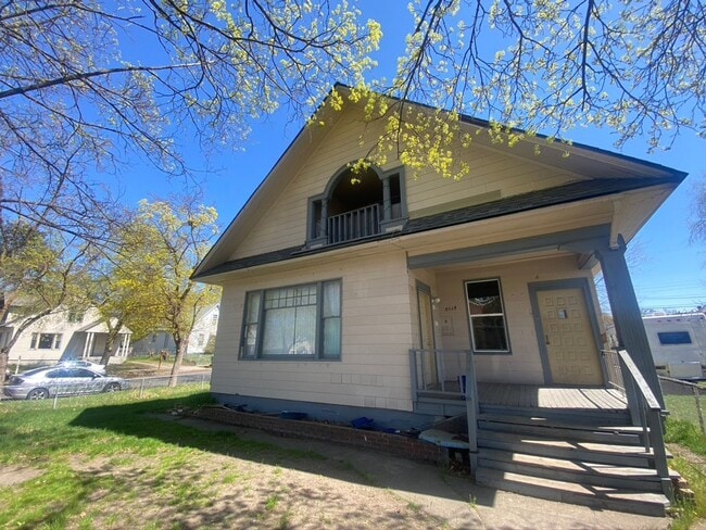 Building Photo - 5028 N Nelson St Unit 3 Rental