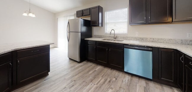 Photo - 35 Birchwood Dr