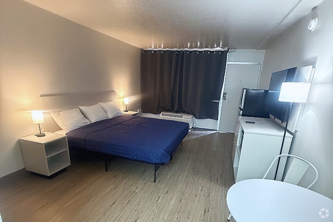 Building Photo - 44199 US-27 Unit 115 King Room Rental