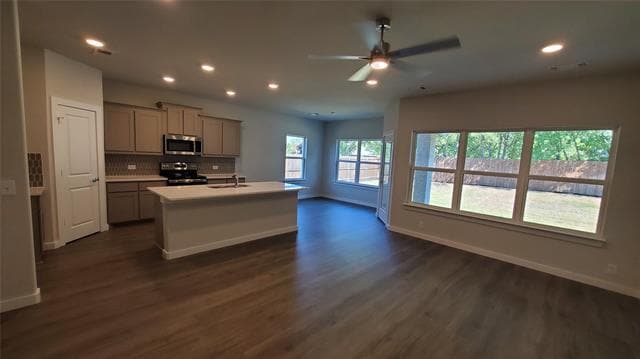 1218 Anderson Dr