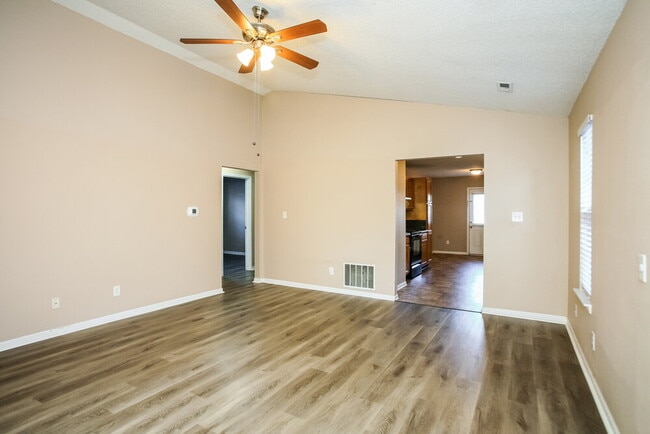 Photo - 5202 Sandy Forge Dr