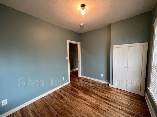 Photo - 3217 NW 29th St Unit 103