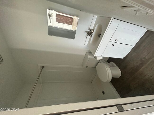 Photo - 143 Claire Ave Unidad 102