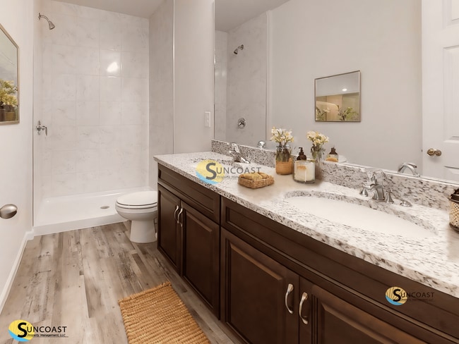 Photo - 2 Union Ct Unit B