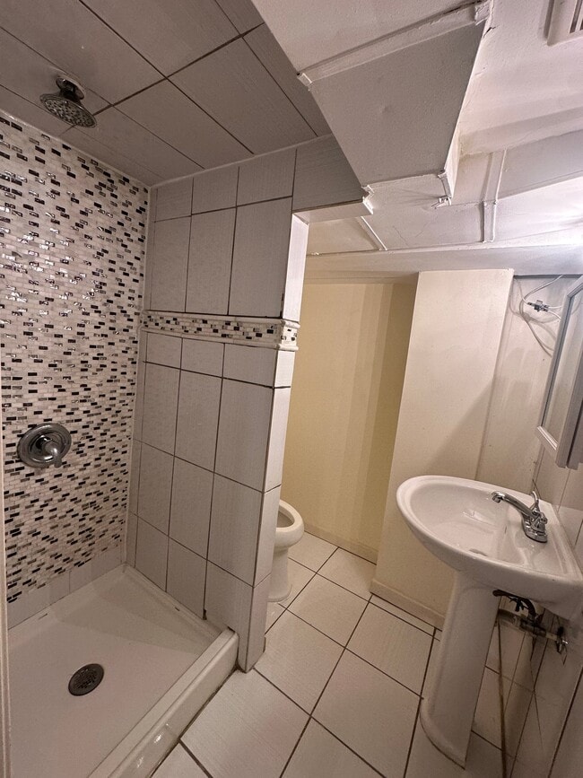 Photo - 2824 Edgecombe Cir S