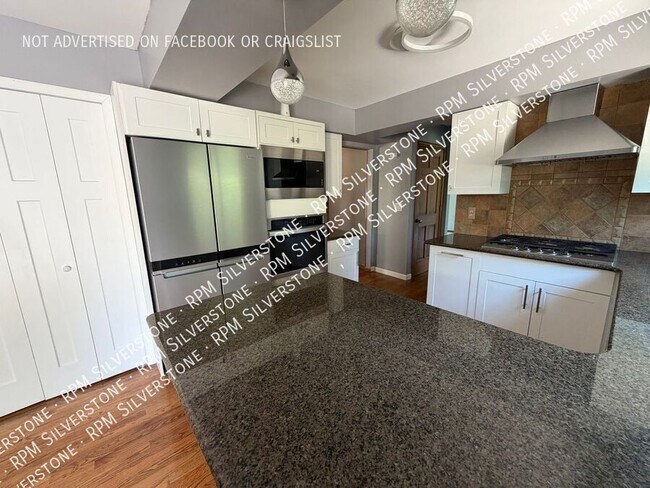 Photo - 869 Timberline Dr
