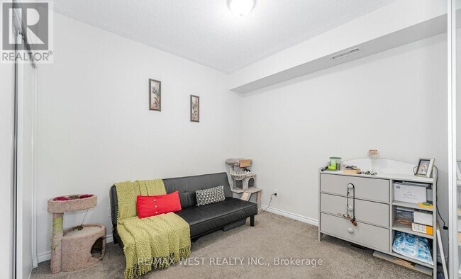 Photo - 570 Lolita Gardens Unit 209