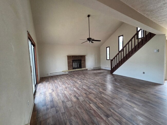 Photo - Welcome to this charming 3-bedroom, 2-bathroom home located in the scenic Tobyhanna, PA.