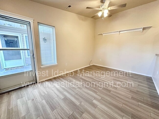 202 Poplar St Unidad B