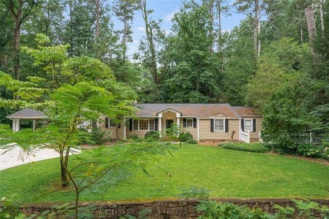 Building Photo - 2986 Mornington Dr NW