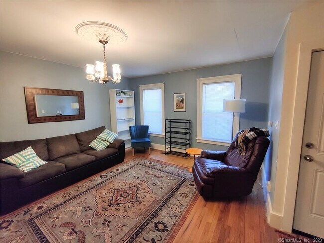 Photo - 213 Willow St Unidad 1