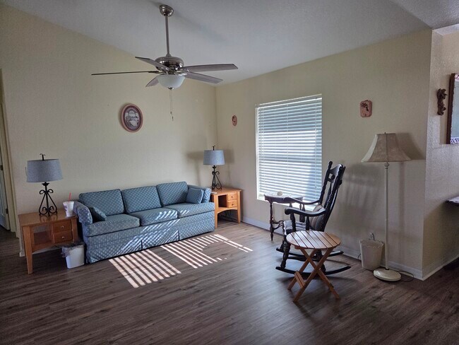 Photo - 1048 Pridgen St