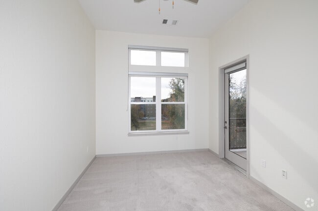 2BR, 2BA - 1,221SF - Bedroom