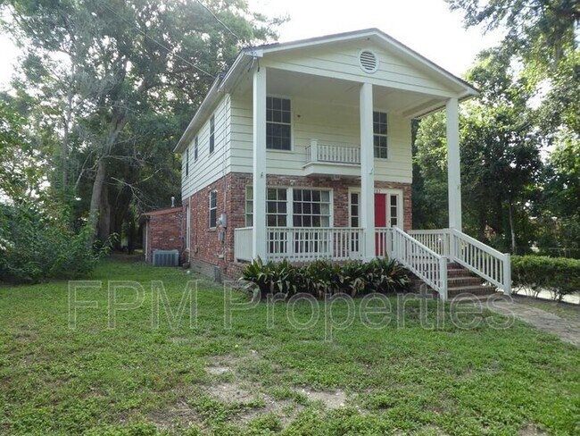 Photo - 1687 Glendale Rd