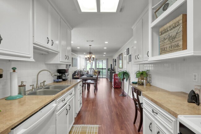 Photo - 3900 Aspen Dr Unidad 108